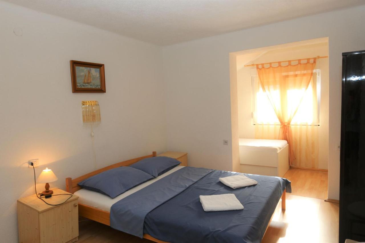 Apartments Nadenic Šilo Extérieur photo
