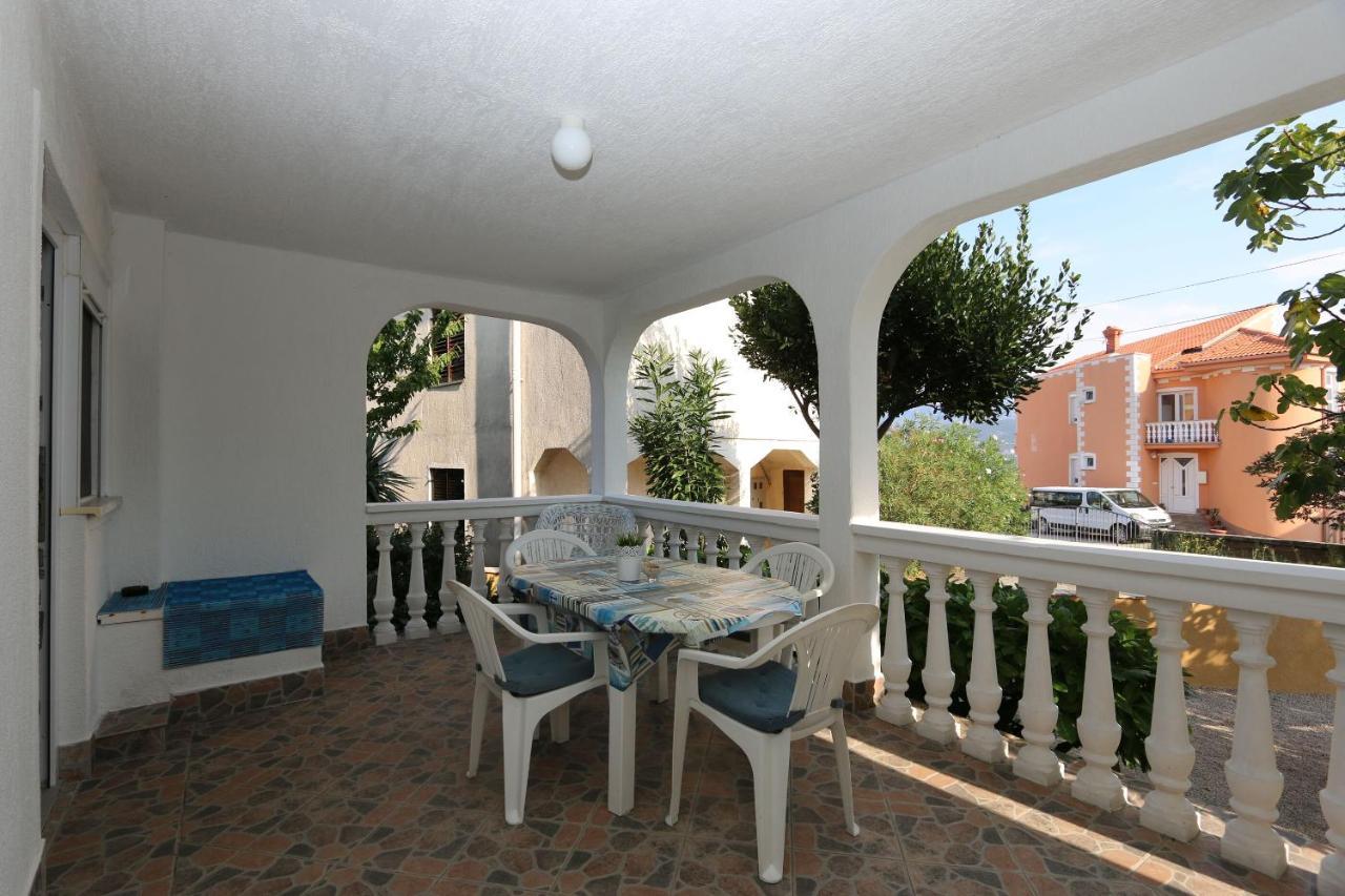 Apartments Nadenic Šilo Extérieur photo
